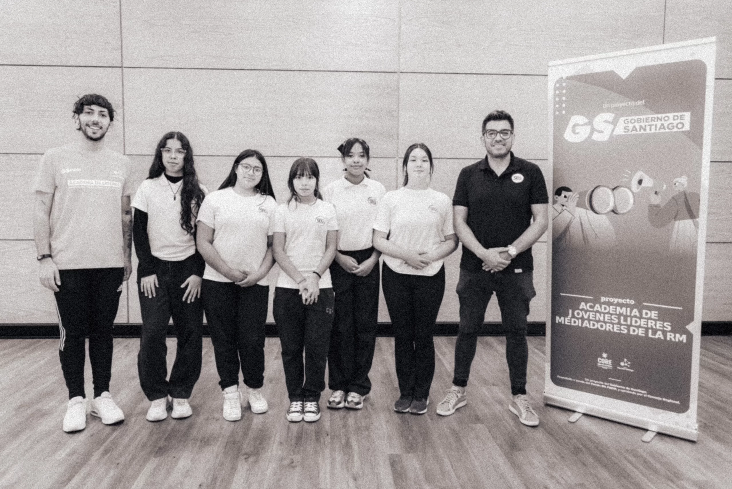 domingo con el equipo del colegio Chilean Eagles